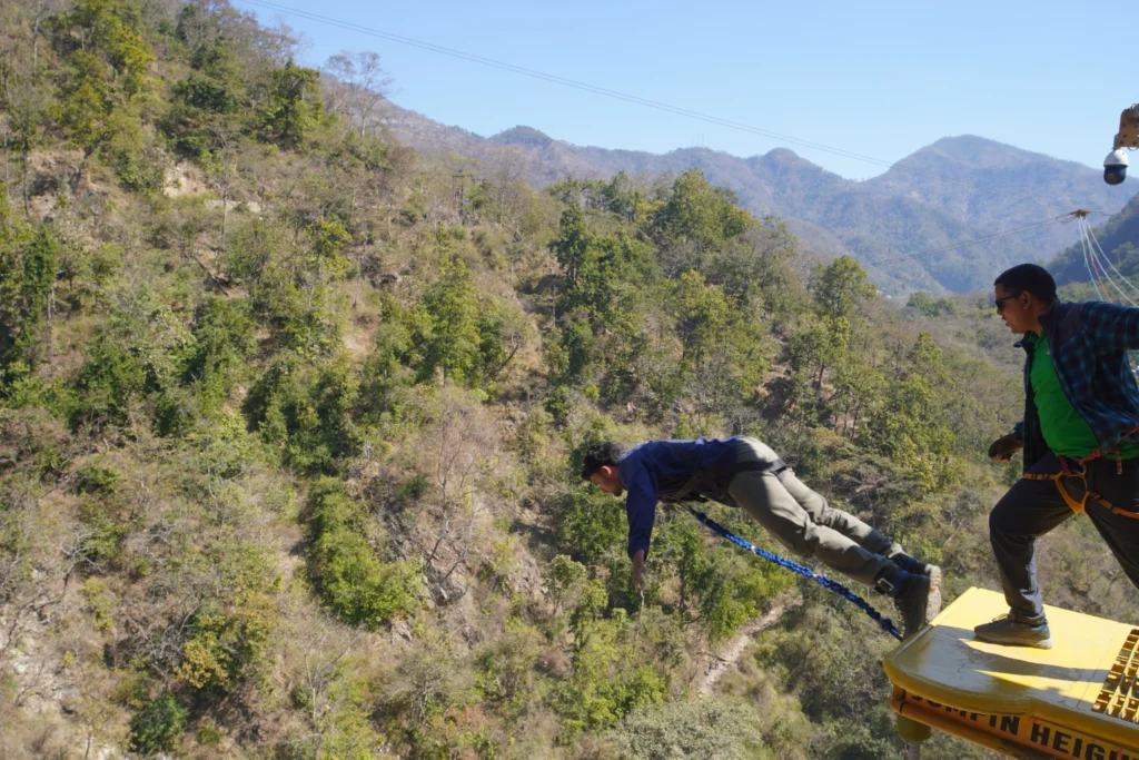 bungee-jump-freefall-rishikesh
