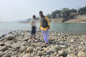 Vivekanand Ghat is ideal for a peaceful walk and river views.