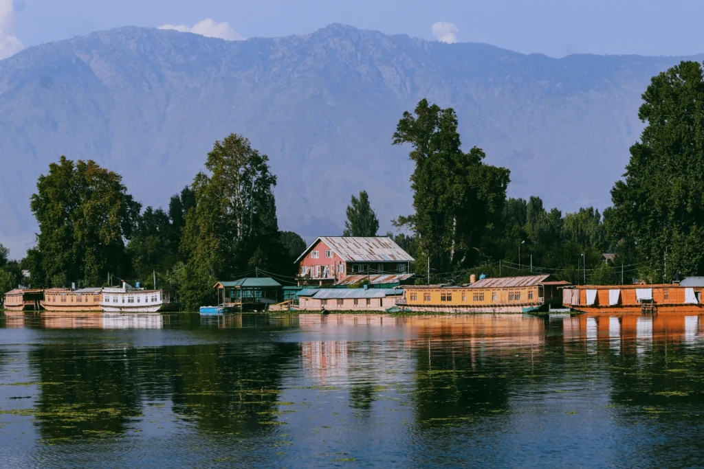 Accommodation Kashmir